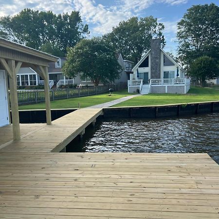 Luxury Lakefront Property 米利奇维尔 外观 照片